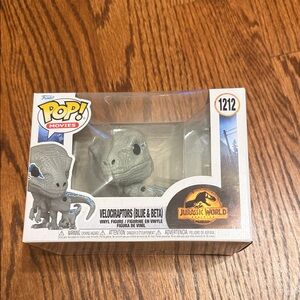 Funko Pop! Jurassic World Velociraptors Gray Figure